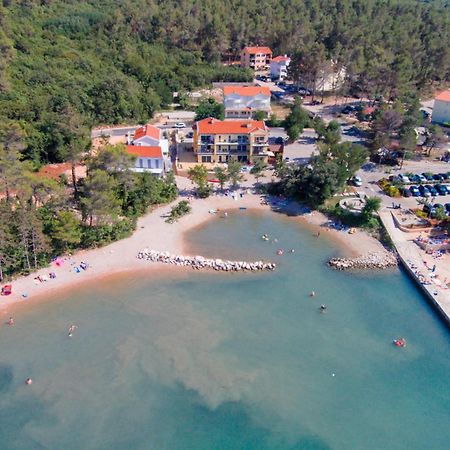 Apartments Sucic Iva I Tea Солине Экстерьер фото